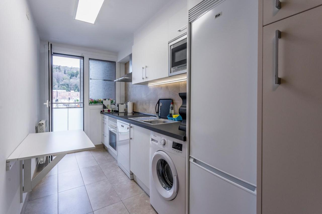 Paseo Antzieta 31. 1e Apartament