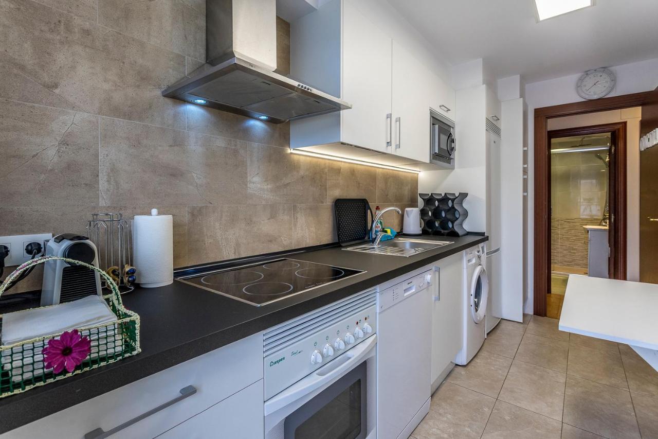 Paseo Antzieta 31. 1e Apartament